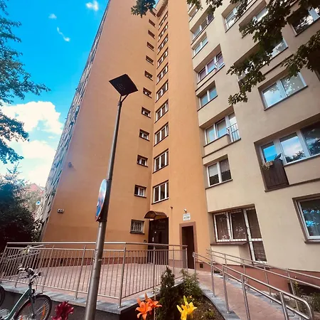 Entire Studio In Centrum Apartment Warsaw