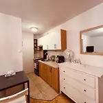Apartment Entire In Centrum *